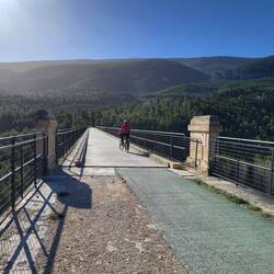Das nächste Viadukt, auf dem Rückweg werden wir hier fast vom Rad gepustet und müssen schieben.