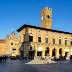 Afternoon in Piazza Maggiore ... Torre dell'Arengo is another one of the city's towers.
