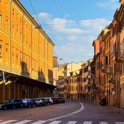 Via Saragozza ... on the way to Piazza Maggiore — Bologna, Italy.