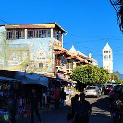 Kurzer Besuch in Juayúa, geschäftiges Treiben ...