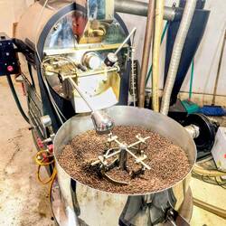 ... und für einige Bohnen später in die Rösterei.