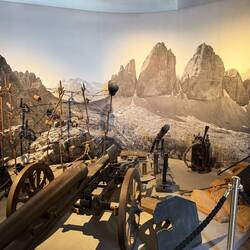 Erster Weltkrieg - nachgestellt an den "drei Zinnen" im Museum