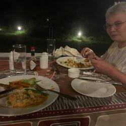 Abend Essen im Nyikani Camp