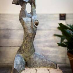 "Grande Nudo" by Claudio Niccoli ... Galleria Falcone e Borsellino.