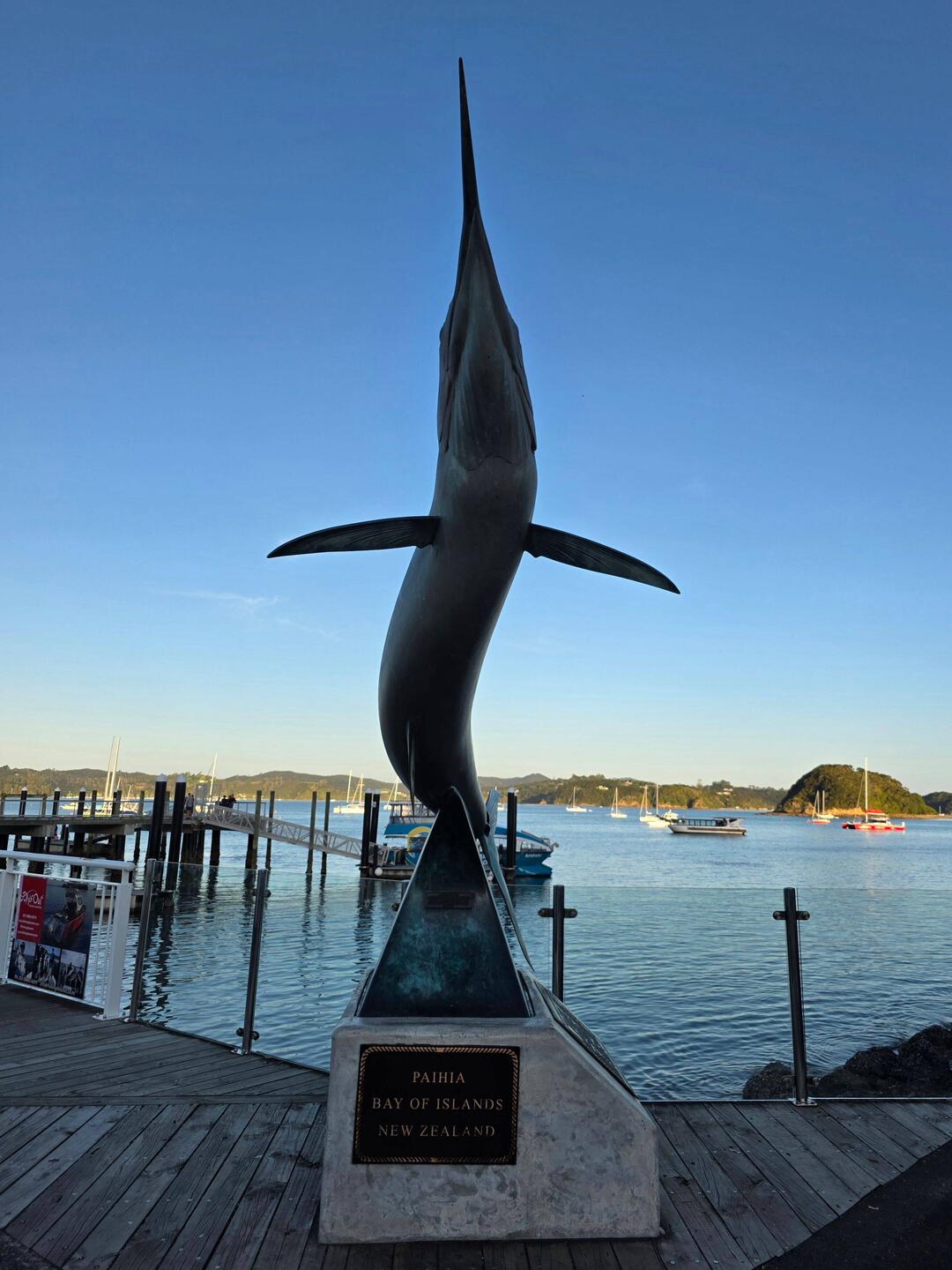 We drove north to Paihia, where we spent the night before our tour