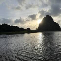 Der Lions Rock vor dem Sonnenuntergang...