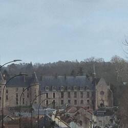 Herzogsschloß in Lapalisse, seit 1430 im Besitz der Familie Chabannes.