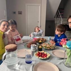 Maya's spanische Family.