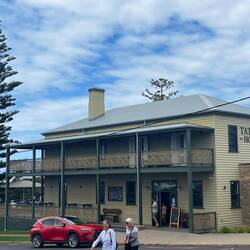 Tathra Hotel