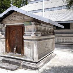 Grabmal von Sultan Ibrahim vor der Alten Moschee