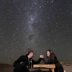 Fotograf so: "Ohh Juliet and Romeo Pose!" Wir so: "No it's fighting pose!"😠