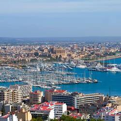 Palma von oben, mittig die Kathedrale Le Seu