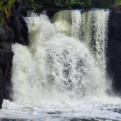 Zum WASSERFALL. Keinen Kommentar bitte 😜😎