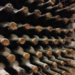 Vor dem Verkauf werden die Flaschen nochmal gereinigt😅