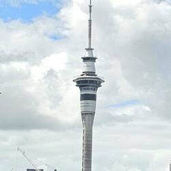 Sky Tower 328 m hoch