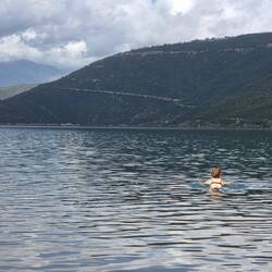 Während hier Wahnsinnige ins Wasser steigen