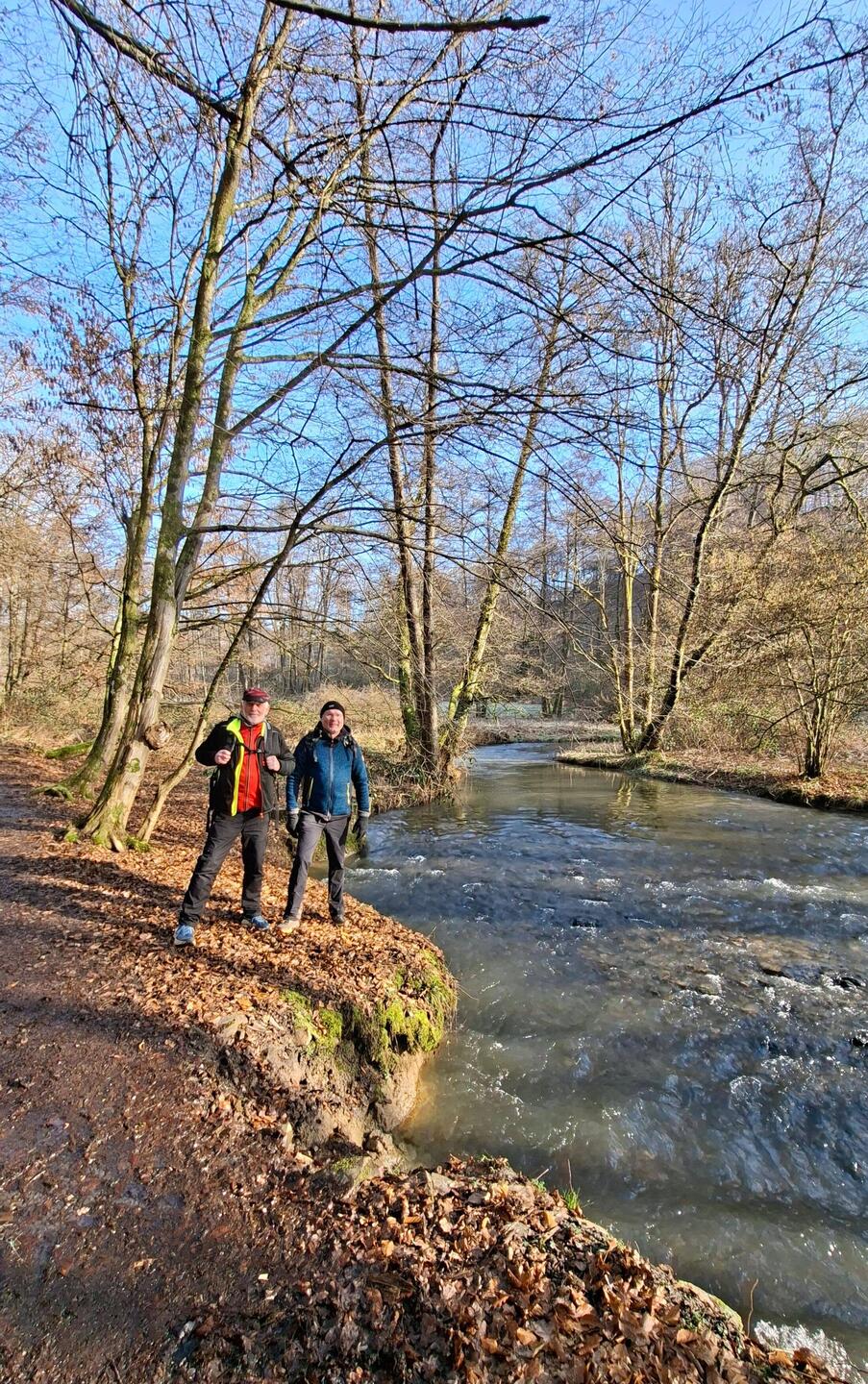 Wir starten natürlich am Naafbach.