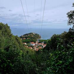 Pogled na mestece Cavo