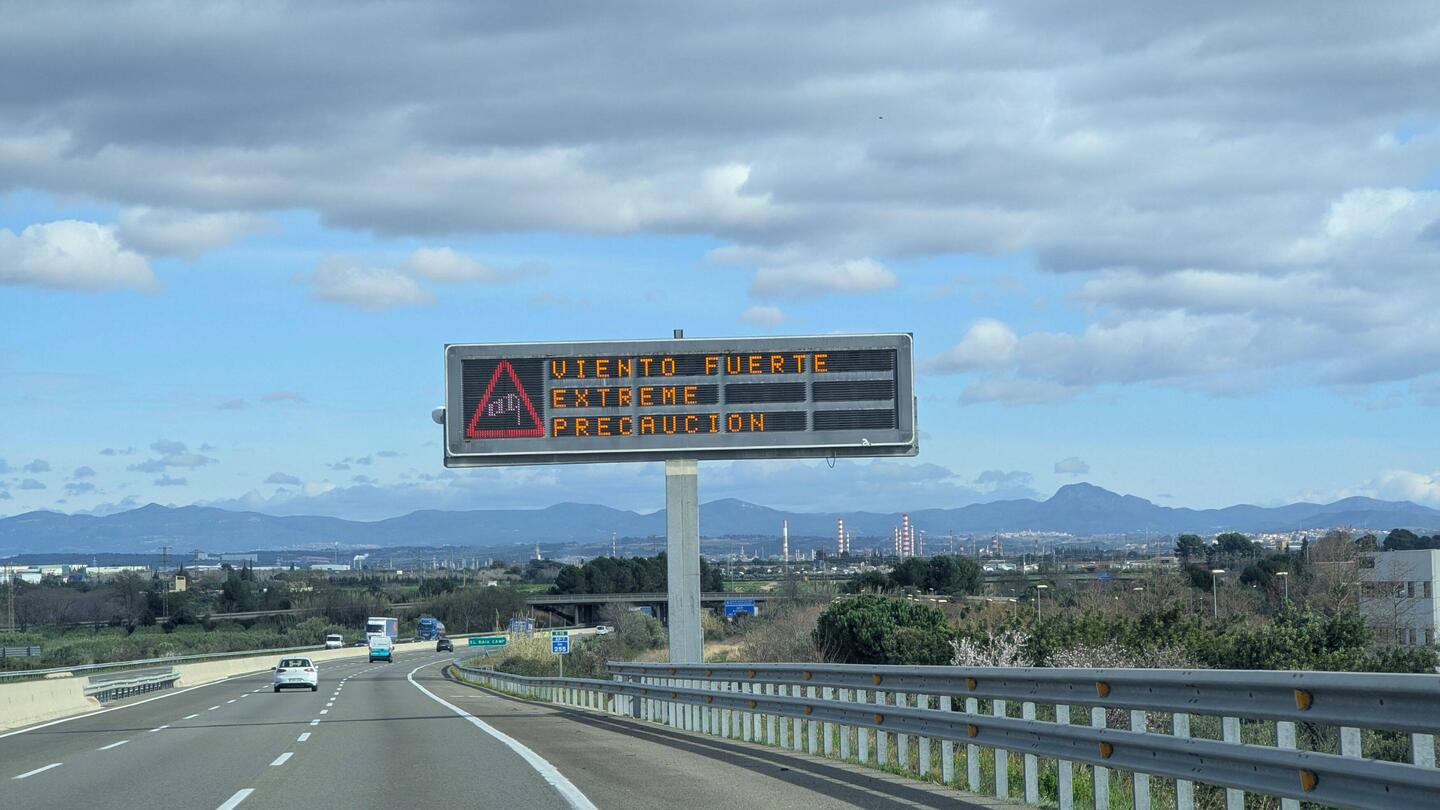 Windwarnung an der AP-7