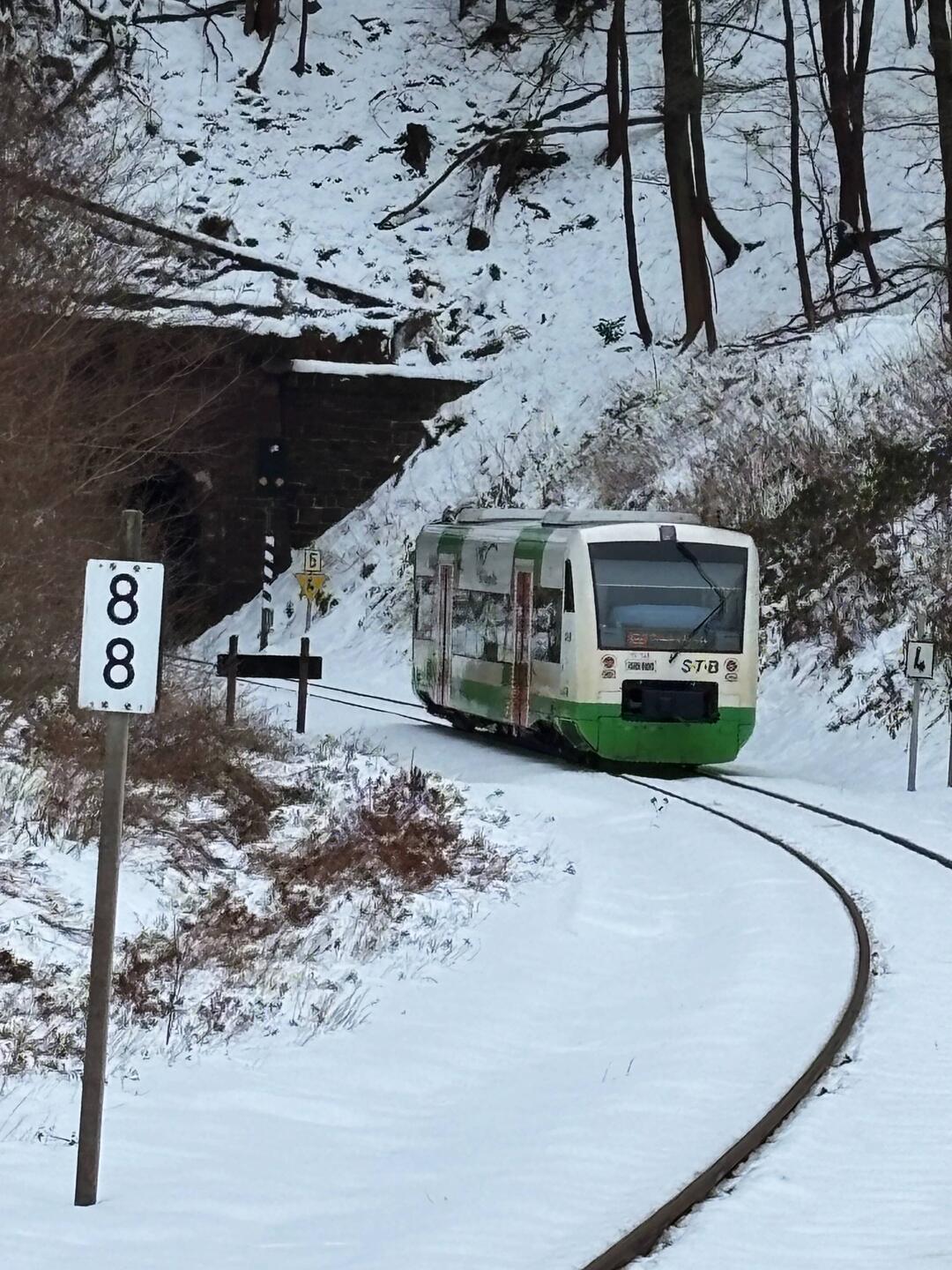 Einer der romantischen Züge, mit denen ich zurück zu meinem Auto gefahren bin.
