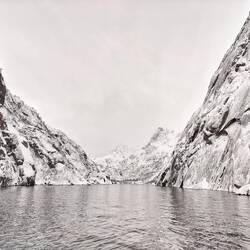 Der Trollfjord mit fast senkrechten Wänden