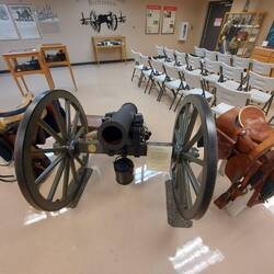 Ausstellung und Film.