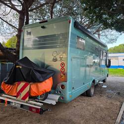 Dunkel wie im Bärenarsch