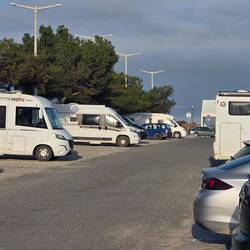 Alles voll, wo ich mit dem dicken Hintern stehen könnte