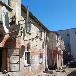 eine Wohnung für 16 Männer