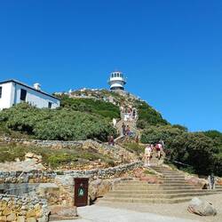 wir steigen sm Cap-Point zum Leutturm empor