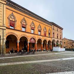 Turns out that today's showing is in Palazzo Bolognini Isolani ... Piazza Santo Stefano — Bologna.