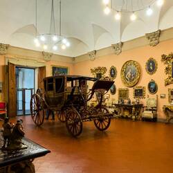 Gala carriage from 1700 ... Museo Davia Bargellini — Bologna, Italy.