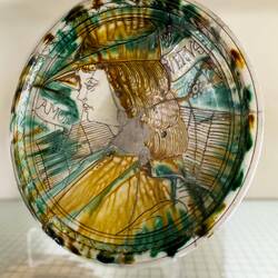 Ceramic plate manufactured in Bologna (15th-16th century) ... Museo Davia Bargellini — Bologna.