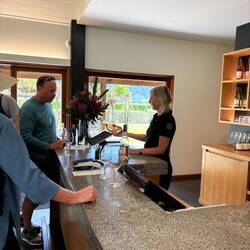 "Best Rose" stop. Timestamp 11am!