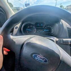 Ist wohl nicht okay beim geradeaus fahren