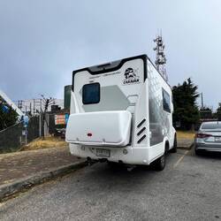 Unser erstes Wohnmobil, das wir in Asien sehen