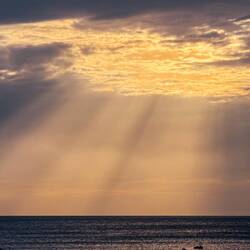 Zu Beginn leider keine Bilderbuchsonnenuntergänge - schön waren die Stimmungen dennoch