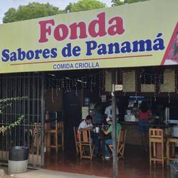 Mittagessen in einer Fonda (einem einfachen Speiselokal)