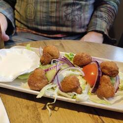 Breaded Mushroom starter and a Dizzy Blonde for Will