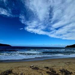 Na začetku še mal oblačkov zakriva sončke..