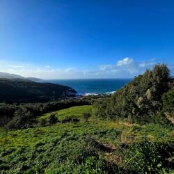 Ze tu sva se kar morala vzdignit... a nisva še na pol poti do vrha...