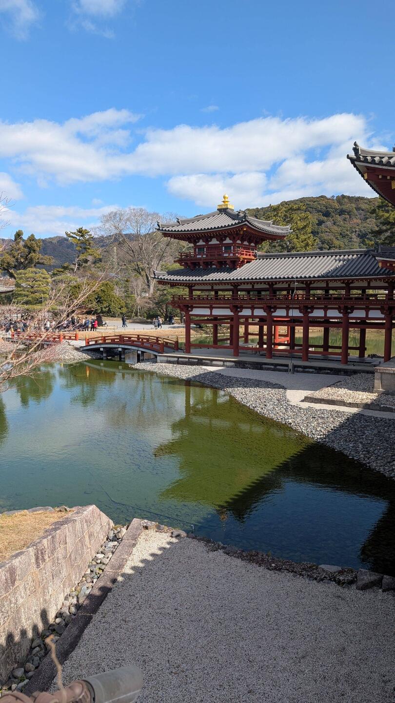 Dieser Tempel ist fast 1000 Jahre alt, er wurde bereits 1052 gegründet.