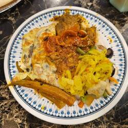 Abends gab es dann Nasi Kandar Mix @Deen Claypot Biryani.