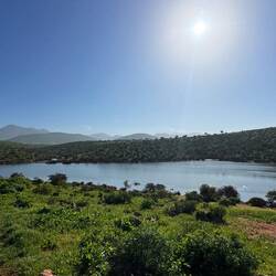 Der Blick auf den See, nachdem ich geparkt habe und hingelaufen bin.