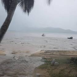 Es schüttet weiterhin