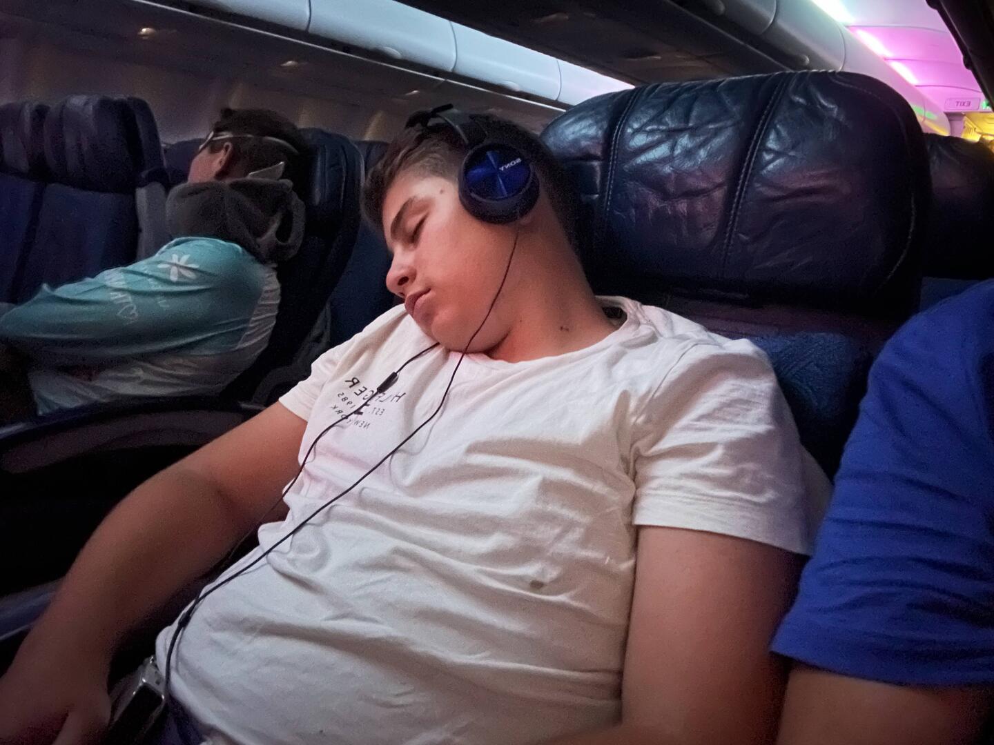 Irgendwie versuchten wir etwas zu schlafen