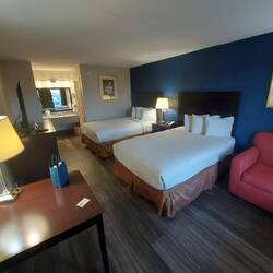 Roomtour (Welcometüte mit dem Wasser).