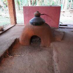 Hier wird Cashew-Schnaps produziert