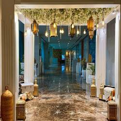 Unser Hotel ist wie überall hier schon für Ramadan geschmückt