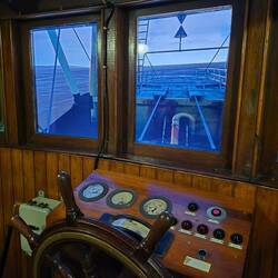 Und dann auf einmal auf offener See.